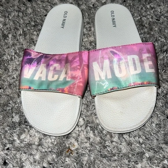 Old Navy Sandals - Picture 1 of 1